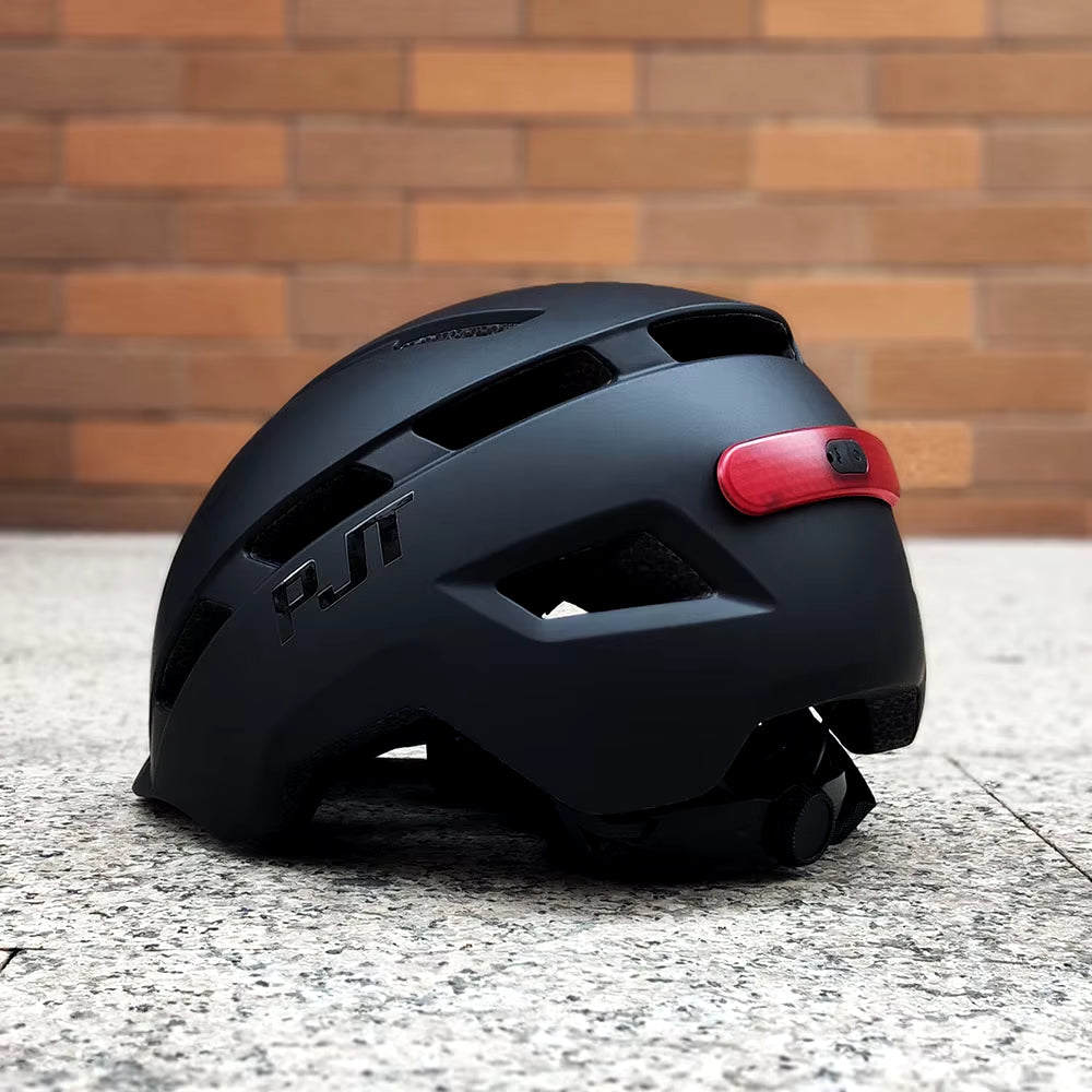 New Cycling Helmet In-Mold Mountain Road USB Rechargeable Tail Light Bicycle Bike Helmet Sports Safe Hat MTB Cycling Helmet